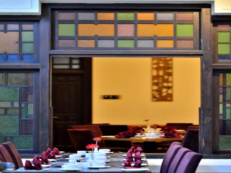 Gino Feruci Kebon Jati By Kagum Hotels Бандунг Экстерьер фото